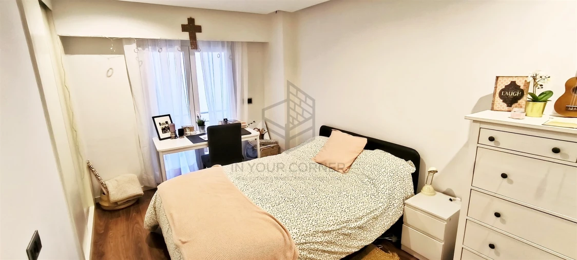 Moradia T5 para Venda em Ramada e Caneças Foto 16