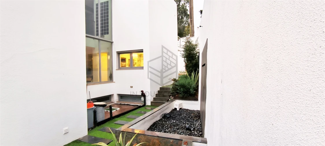 Moradia T5 para Venda em Ramada e Caneças Foto 38