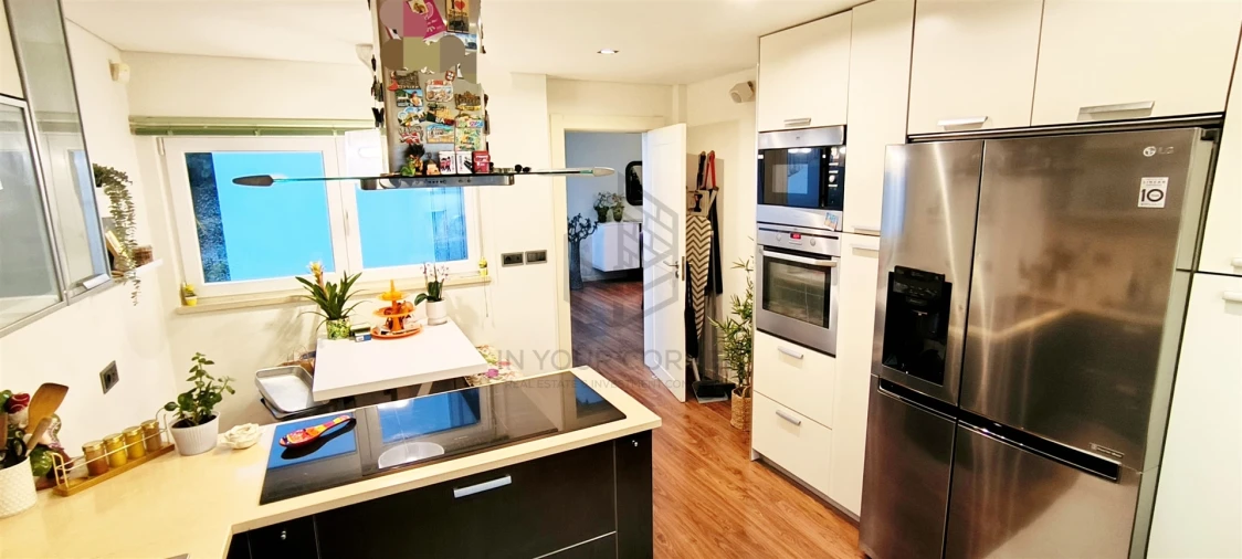 Moradia T5 para Venda em Ramada e Caneças Foto 50