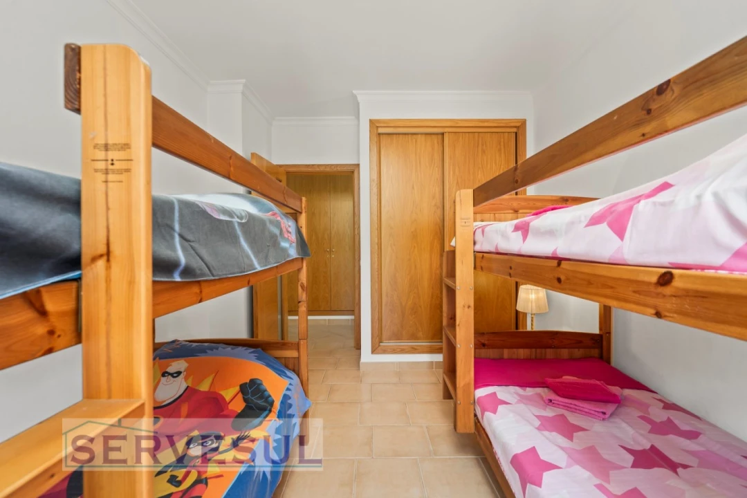 Moradia T5 para Venda em São Bartolomeu de Messines Foto 36