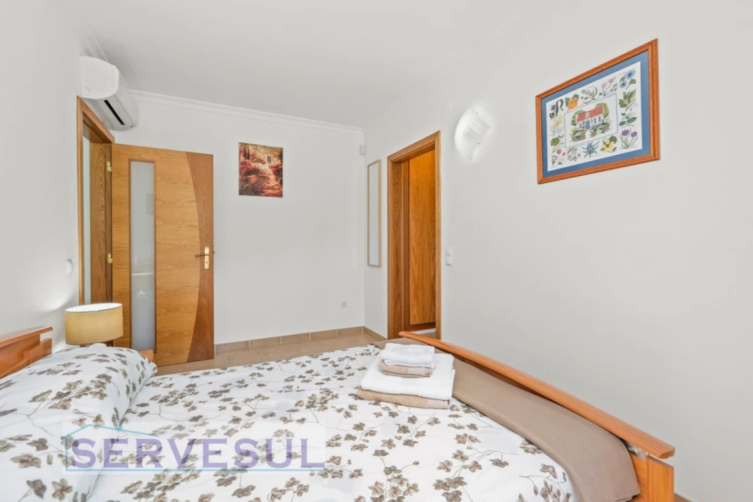 Moradia T5 para Venda em São Bartolomeu de Messines Foto 40