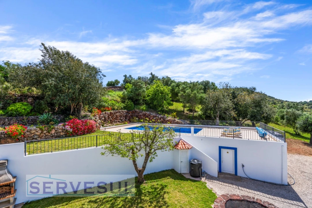 Moradia T5 para Venda em São Bartolomeu de Messines Foto 46