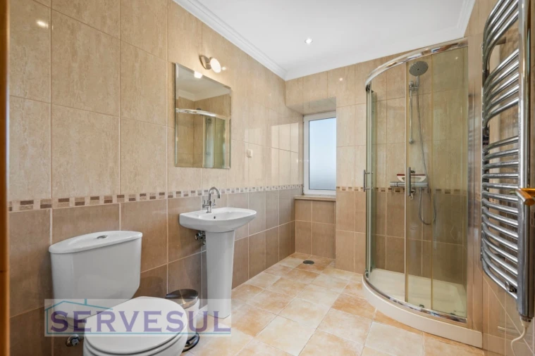 Moradia T5 para Venda em São Bartolomeu de Messines Foto 22