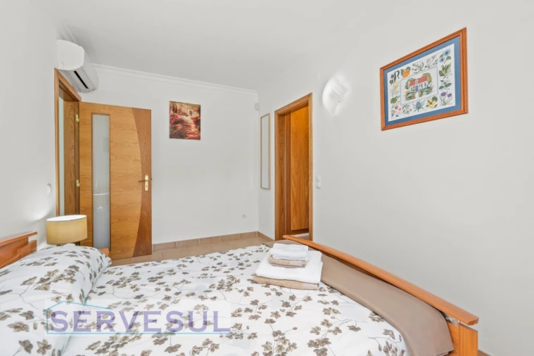 Moradia T5 para Venda em São Bartolomeu de Messines Foto 40