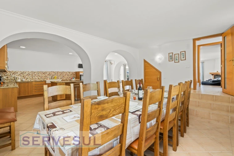 Moradia T5 para Venda em São Bartolomeu de Messines Foto 8