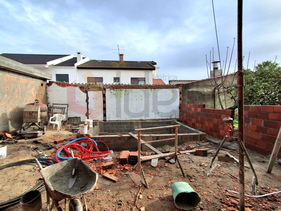 Moradia T4 para Venda em Amora Foto 25