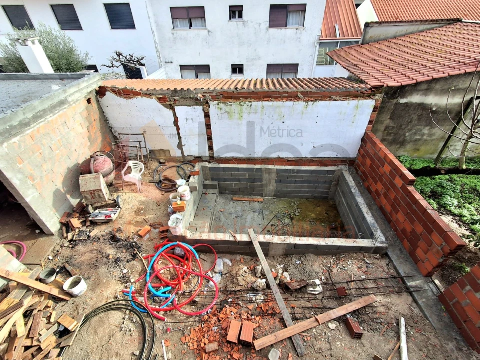 Moradia T4 para Venda em Amora Foto 27