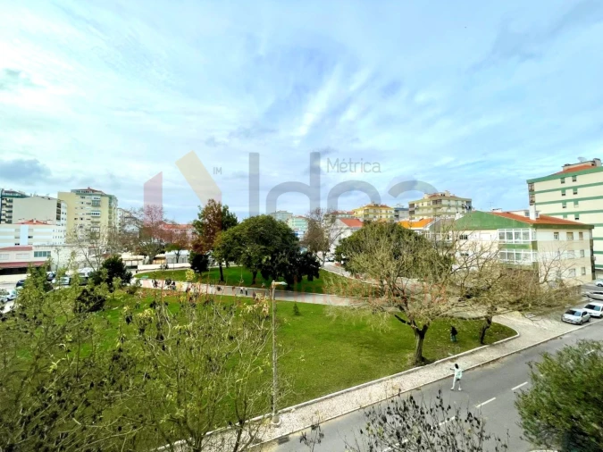 Apartamento T2 para Venda em Amora Foto 24