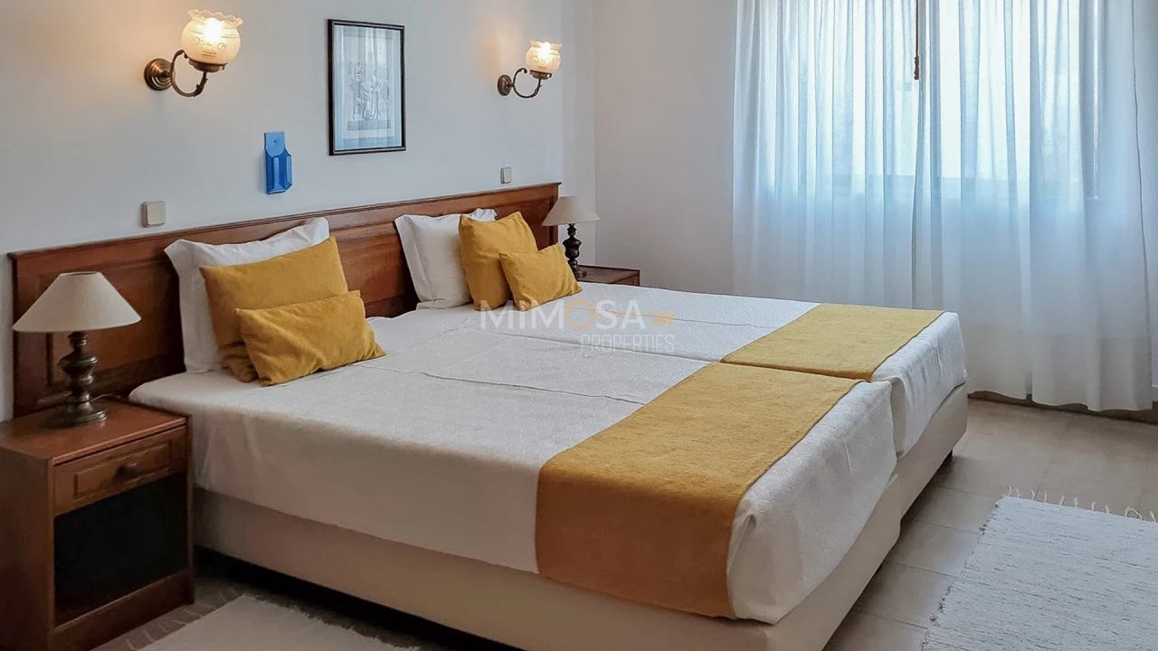 Negócio para Venda em Lagos (São Sebastião e Santa Maria) Foto 19