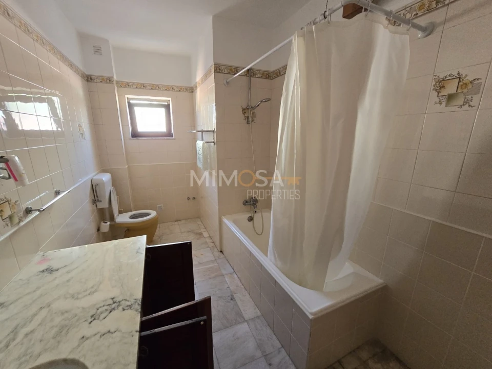 Negócio para Venda em Lagos (São Sebastião e Santa Maria) Foto 36