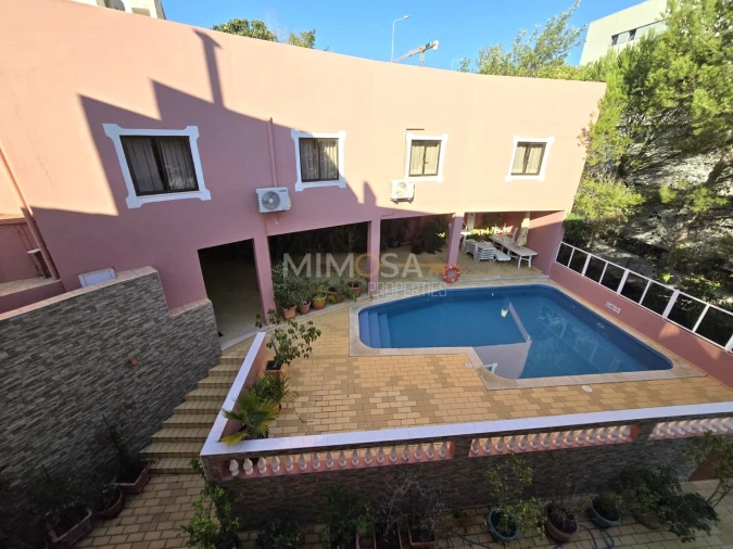 Negócio para Venda em Lagos (São Sebastião e Santa Maria) Foto 3