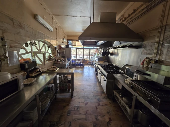 Negócio para Venda em Lagos (São Sebastião e Santa Maria) Foto 15