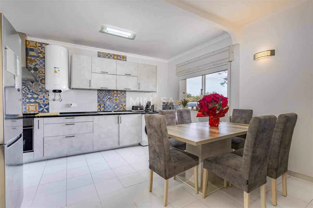 Apartamento T1 para Venda em Budens Foto 9