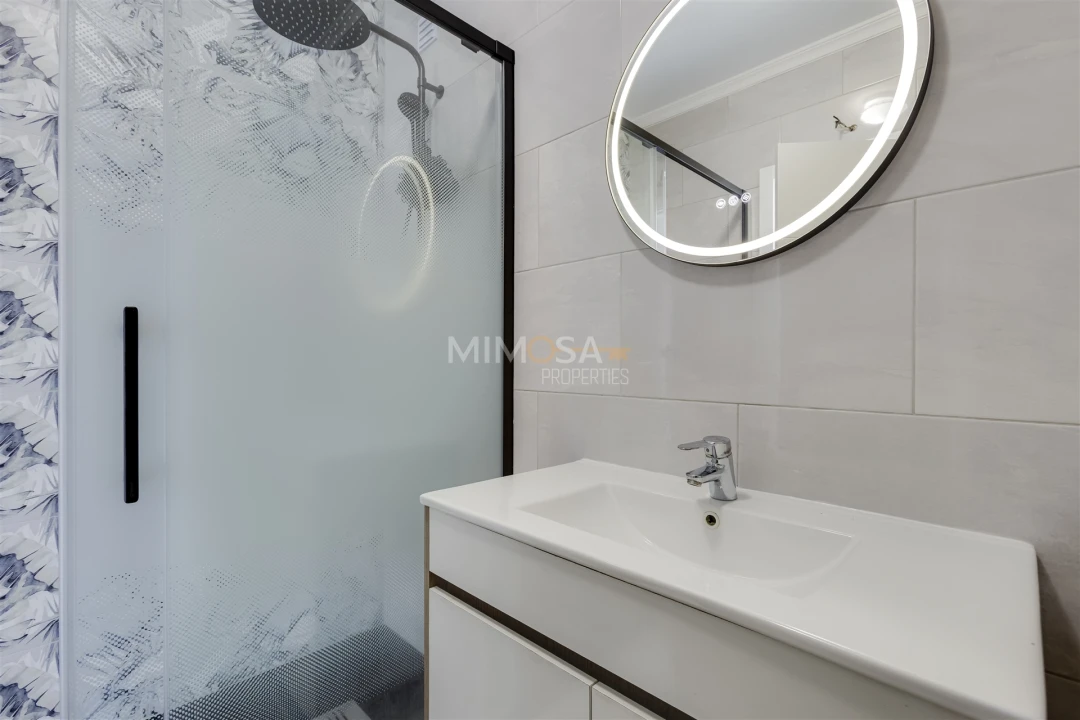 Apartamento T1 para Venda em Budens Foto 16