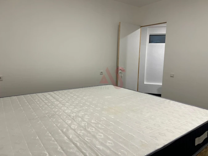 Apartamento T2 para Venda em Azurem Foto 5