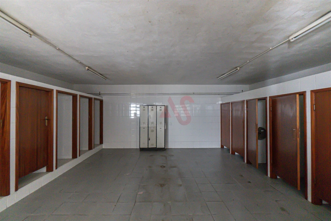 Armazém para Venda em Regilde Foto 7