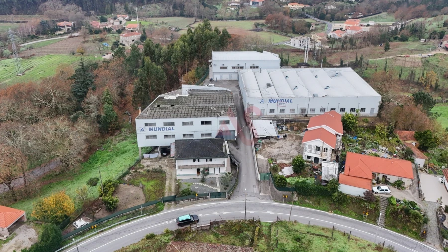 Armazém para Venda em Regilde Foto 27