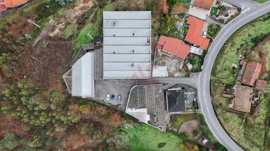 Armazém para Venda em Regilde Foto 26