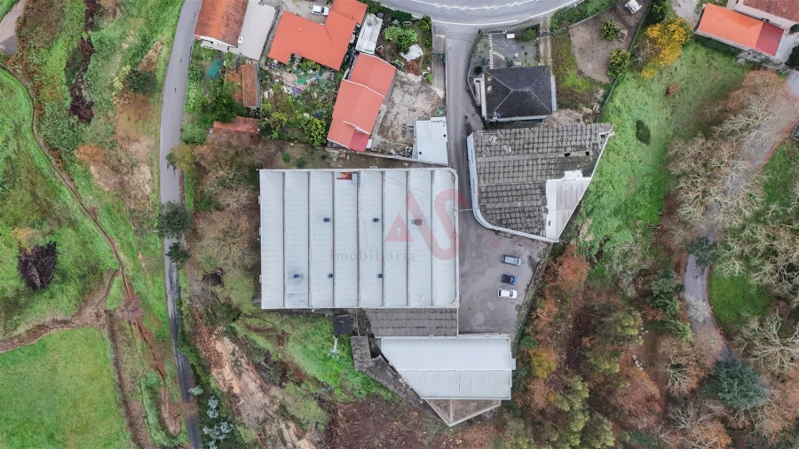 Armazém para Venda em Regilde Foto 28