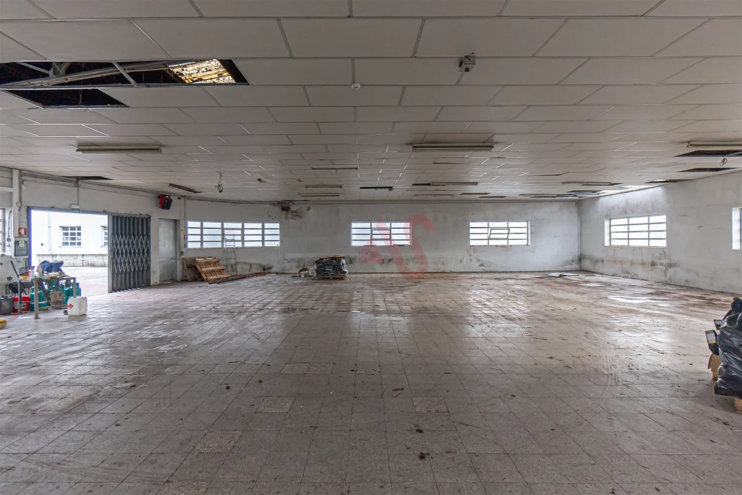 Armazém para Venda em Regilde Foto 22