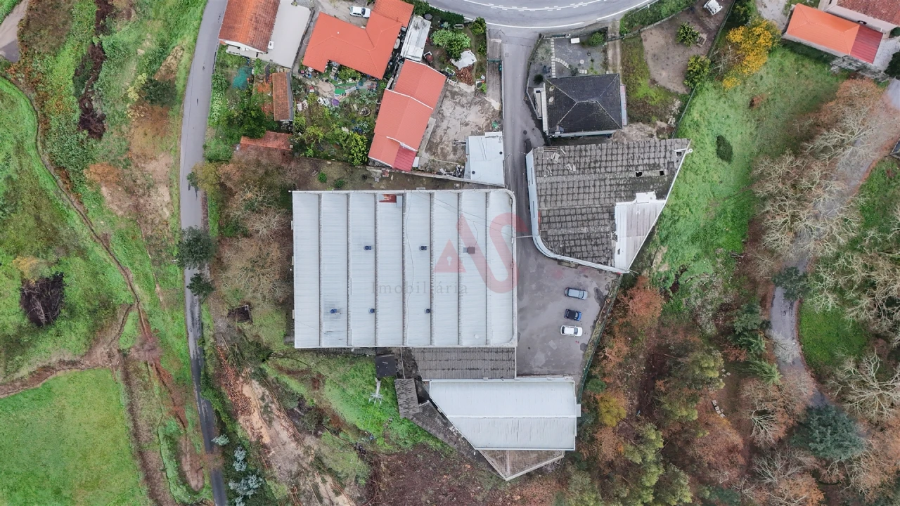 Armazém para Venda em Regilde Foto 28