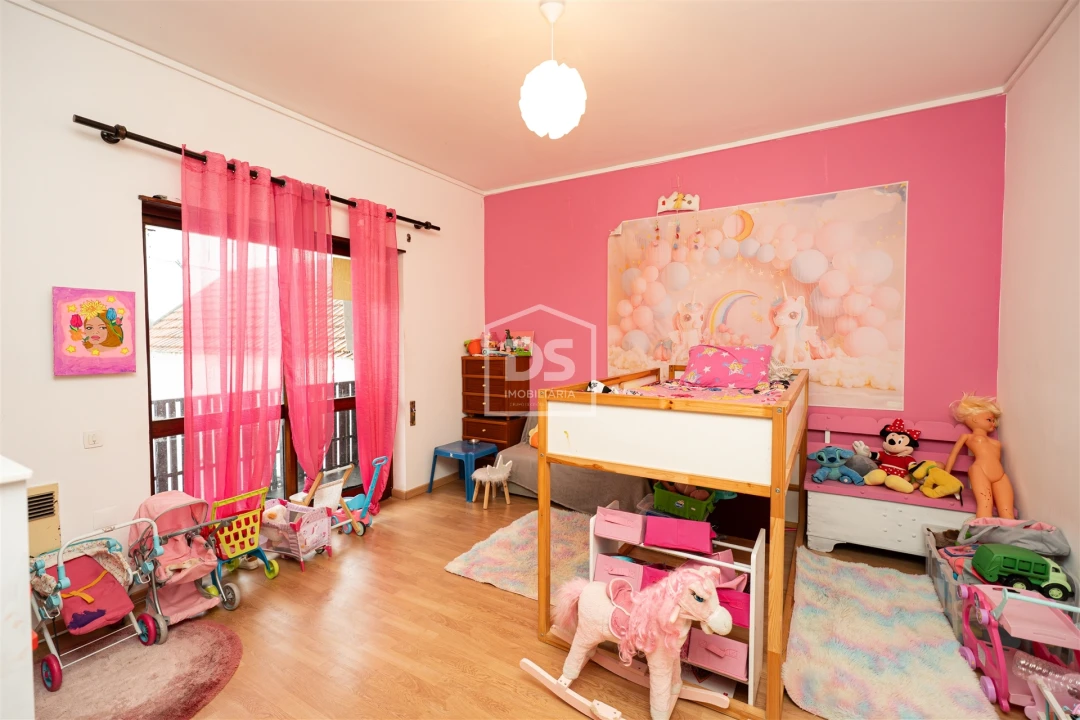 Moradia T5 para Venda em Marinha Grande Foto 25