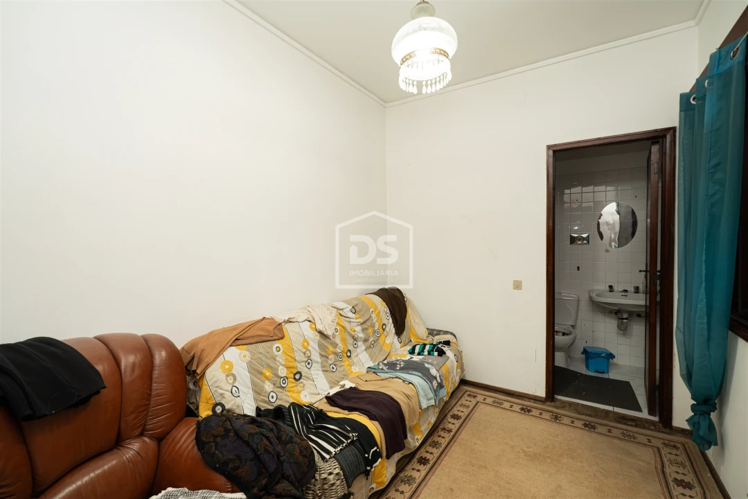 Moradia T5 para Venda em Marinha Grande Foto 18