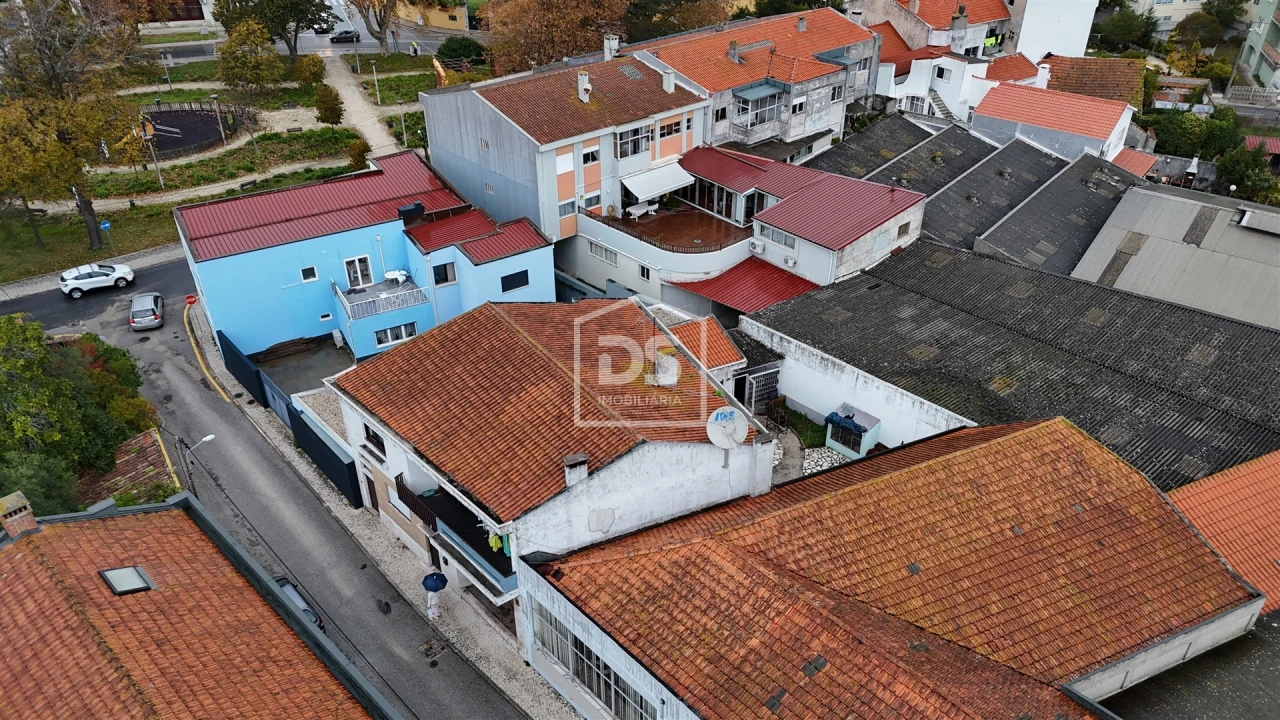 Moradia T5 para Venda em Marinha Grande Foto 2