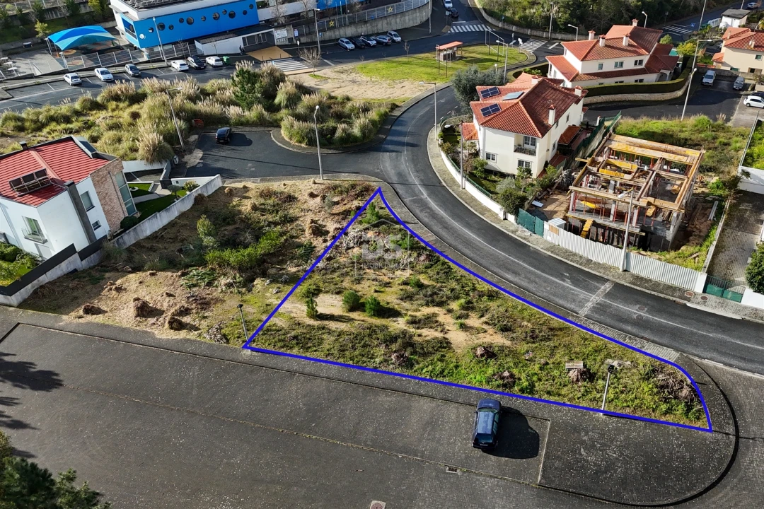 Terreno para Venda em Leiria, Pousos, Barreira e Cortes Foto 1