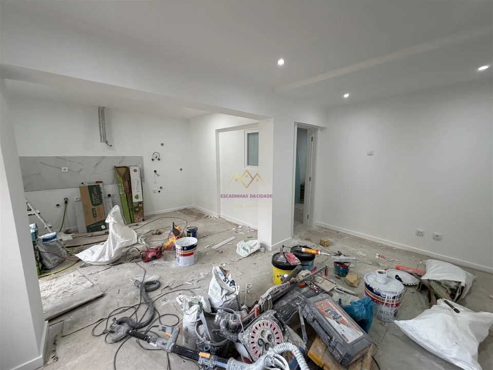 Apartamento T2 para Venda em Venteira Foto 21