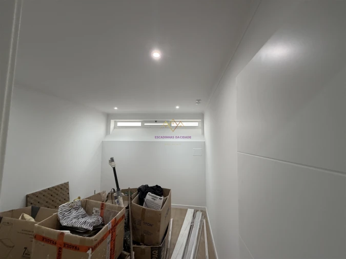 Apartamento T2 para Venda em Venteira Foto 26