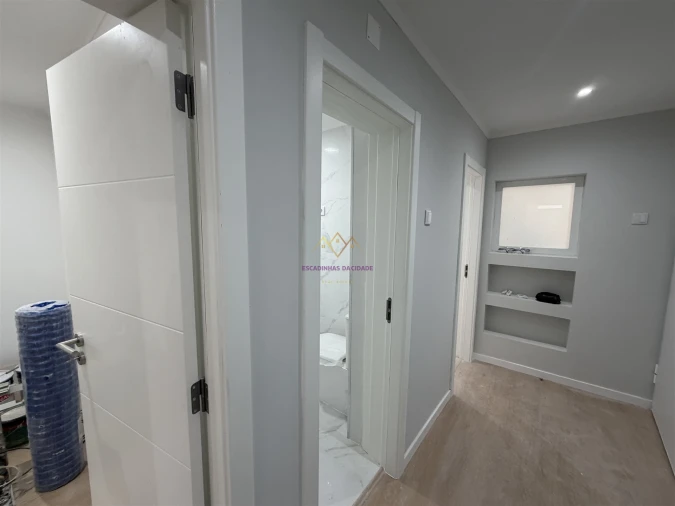 Apartamento T2 para Venda em Venteira Foto 22