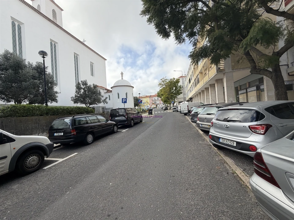 Apartamento T2 para Venda em Venteira Foto 4