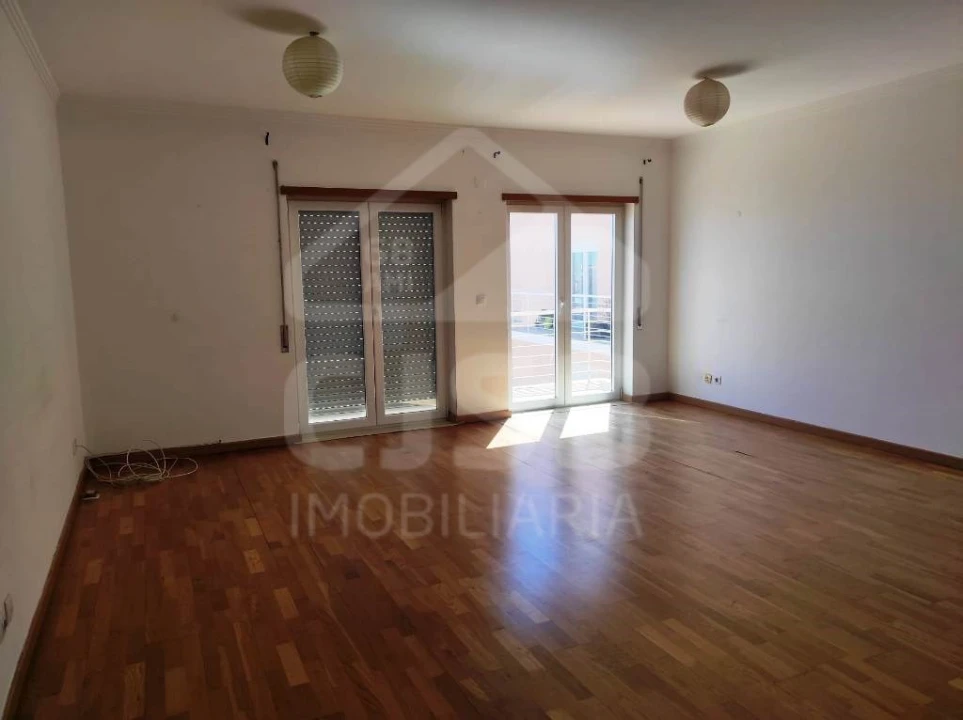 Apartamento T3 para Venda em Samora Correia Foto 3