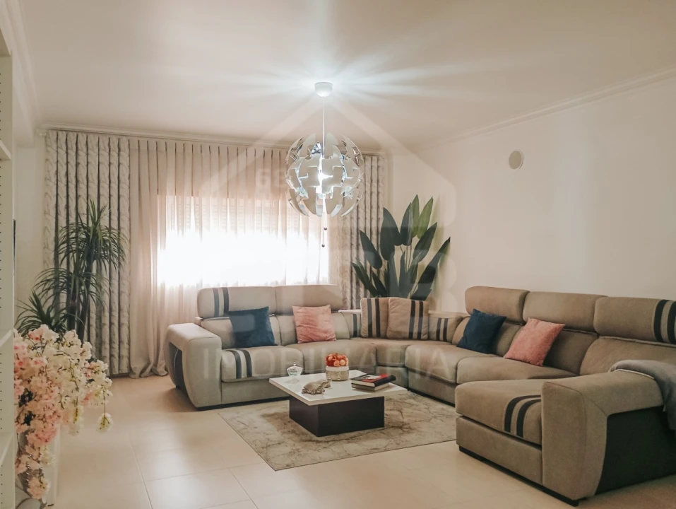 Apartamento T3 para Venda em Samora Correia Foto 1