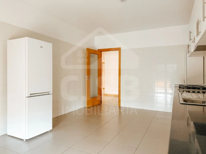 Apartamento T3 para Venda em Samora Correia Foto 5