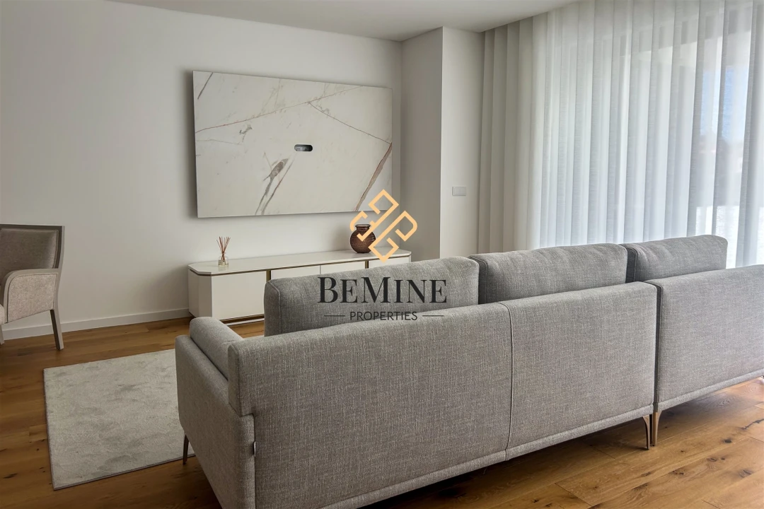 Apartamento T5 para Venda em Funchal (São Pedro) Foto 13