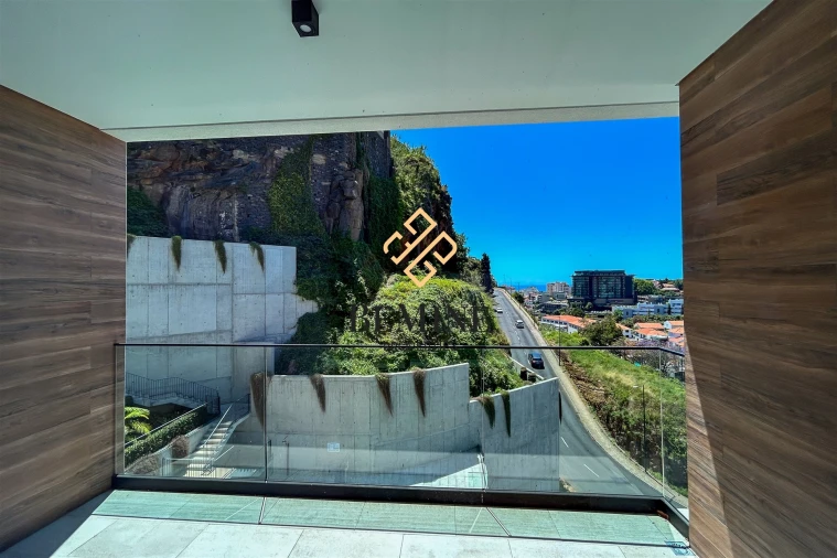 Apartamento T5 para Venda em Funchal (São Pedro) Foto 40