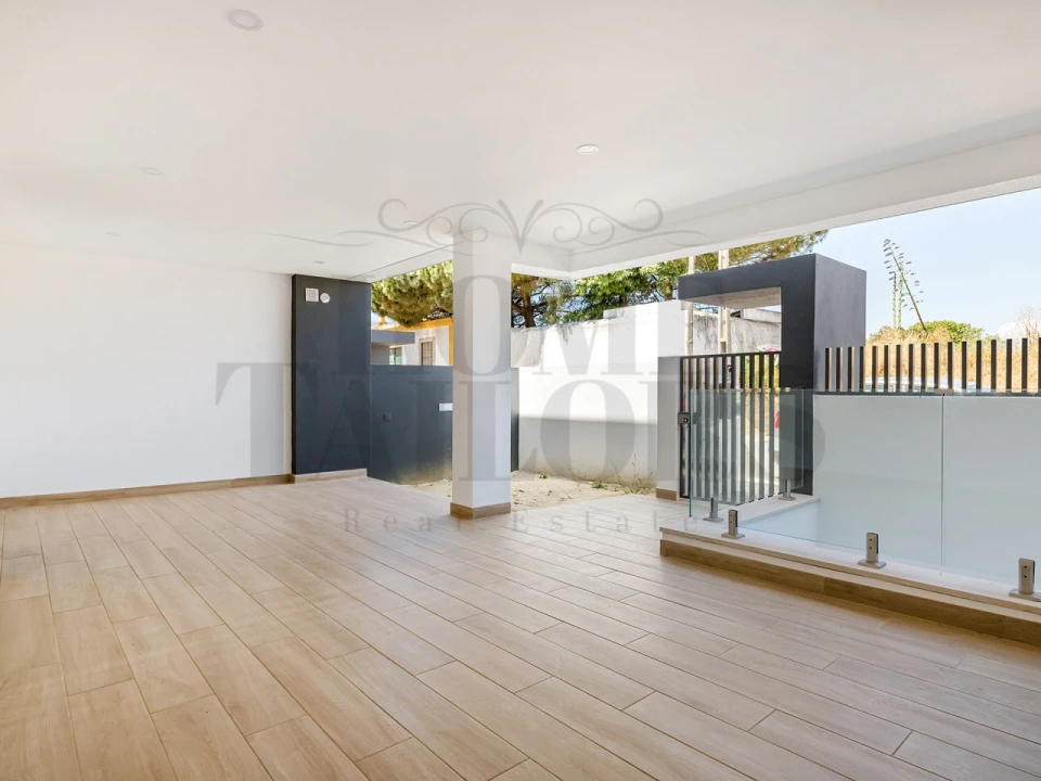 Moradia T4 para Venda em Caparica e Trafaria Foto 5