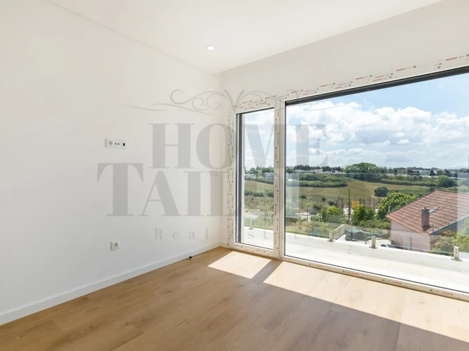 Moradia T4 para Venda em Caparica e Trafaria Foto 10