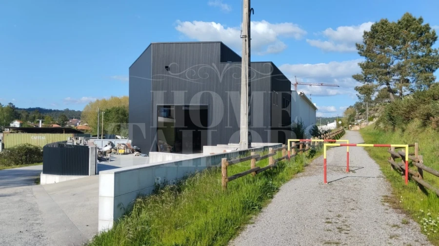 Armazém para Venda em Bodiosa Foto 5