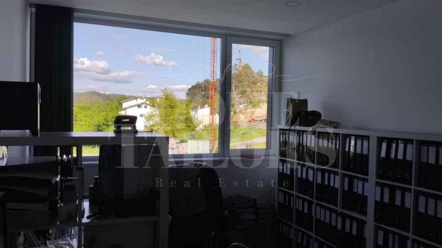 Armazém para Venda em Bodiosa Foto 37