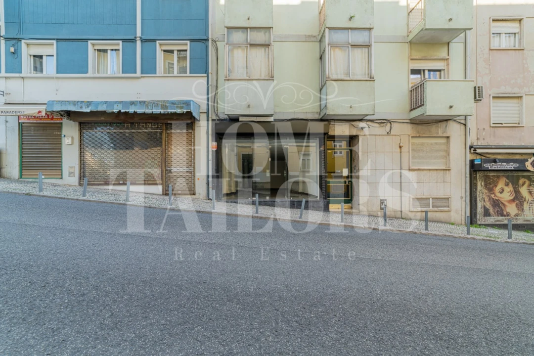 Loja para Arrendamento em Milharado Foto 6