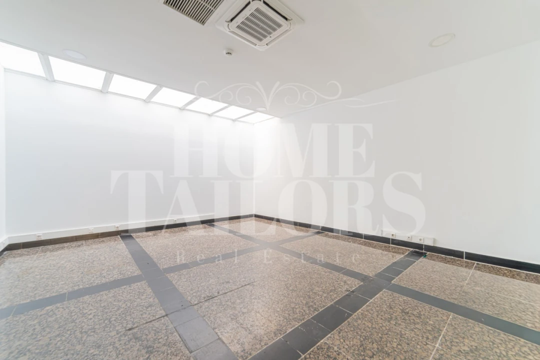 Loja para Arrendamento em Milharado Foto 7