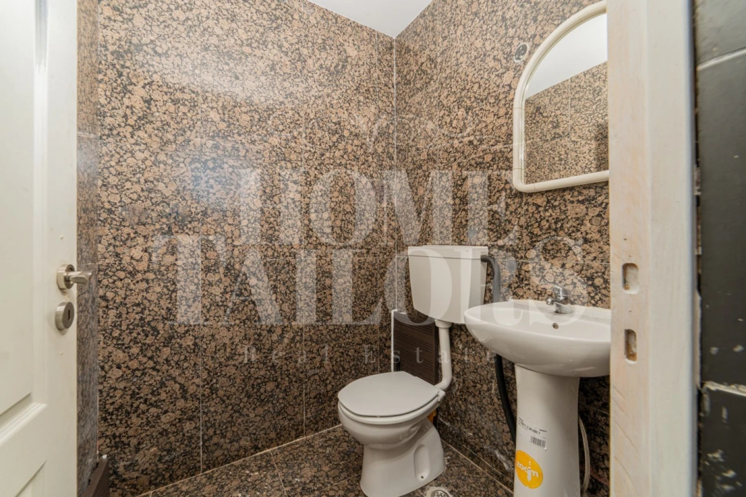 Loja para Arrendamento em Milharado Foto 9