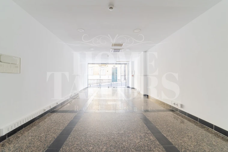 Loja para Arrendamento em Milharado Foto 1