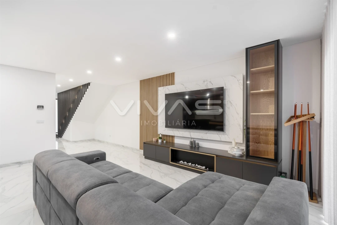 Moradia T3 para Venda em Alpendorada, Várzea e Torrão Foto 13