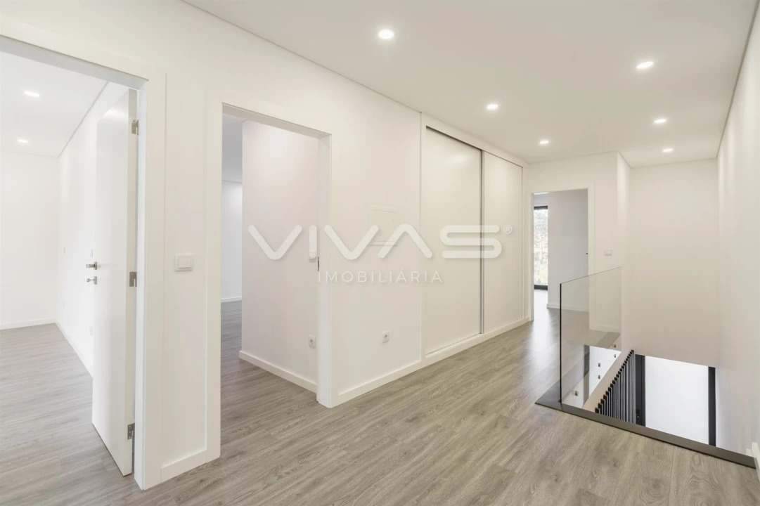 Moradia T3 para Venda em Alpendorada, Várzea e Torrão Foto 25