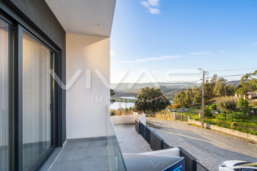 Moradia T3 para Venda em Alpendorada, Várzea e Torrão Foto 23