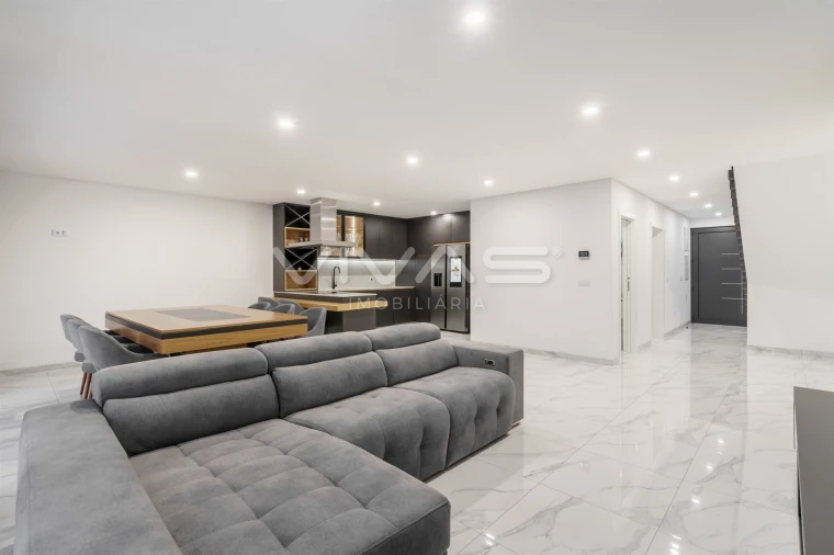 Moradia T3 para Venda em Alpendorada, Várzea e Torrão Foto 14